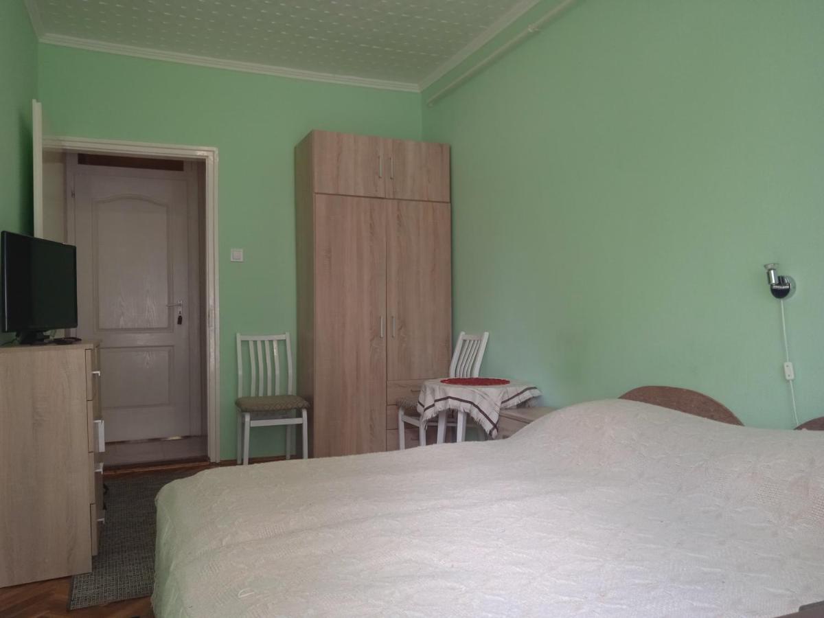 Balaton-Lak Apartmanhaz Siófok Extérieur photo